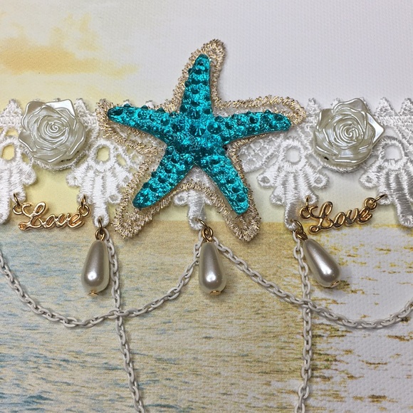 Starfish White Lace Necklace - Picture 7 of 8